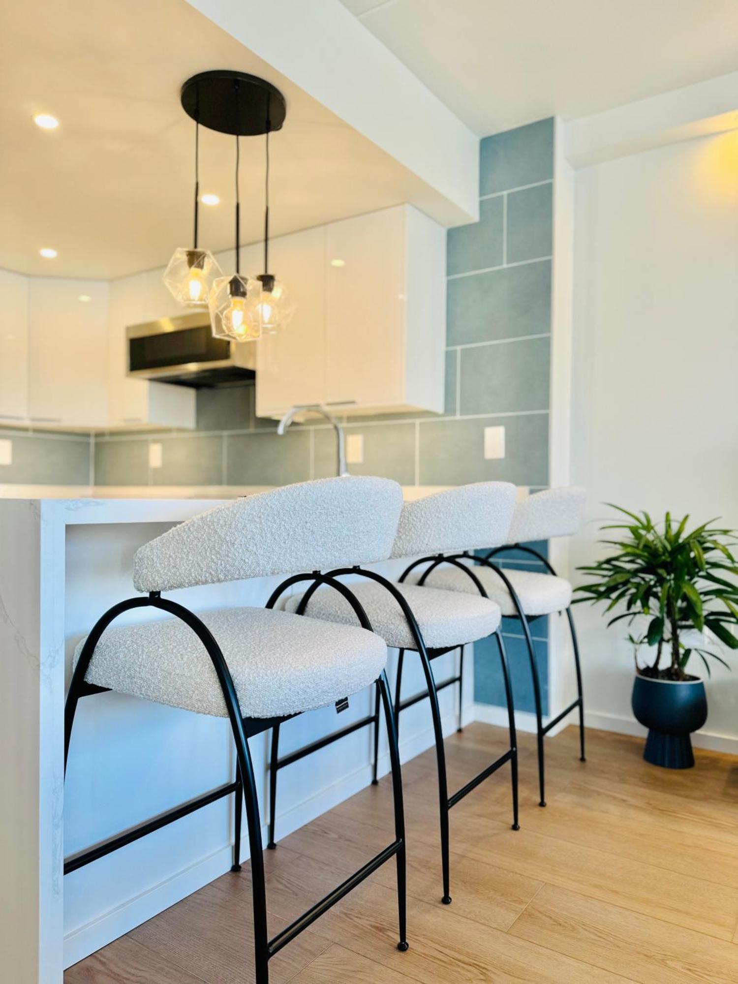 Panoramic Oceanview Resort - Full Kitchen In Each Room, 2 Swimming Pools, Onsite Restaurants, Fireworks Every Friday Honolulu Exterior foto