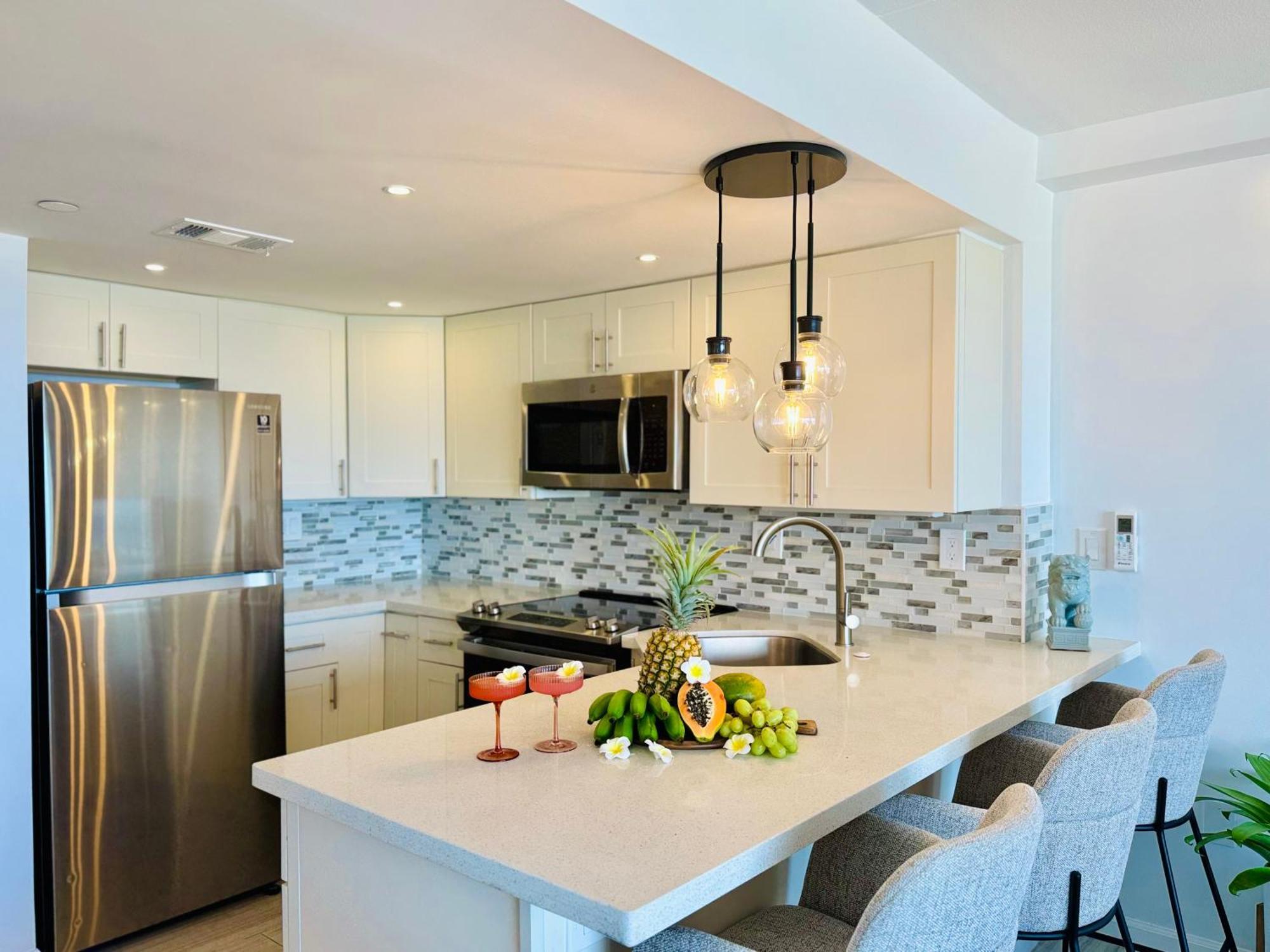 Panoramic Oceanview Resort - Full Kitchen In Each Room, 2 Swimming Pools, Onsite Restaurants, Fireworks Every Friday Honolulu Exterior foto